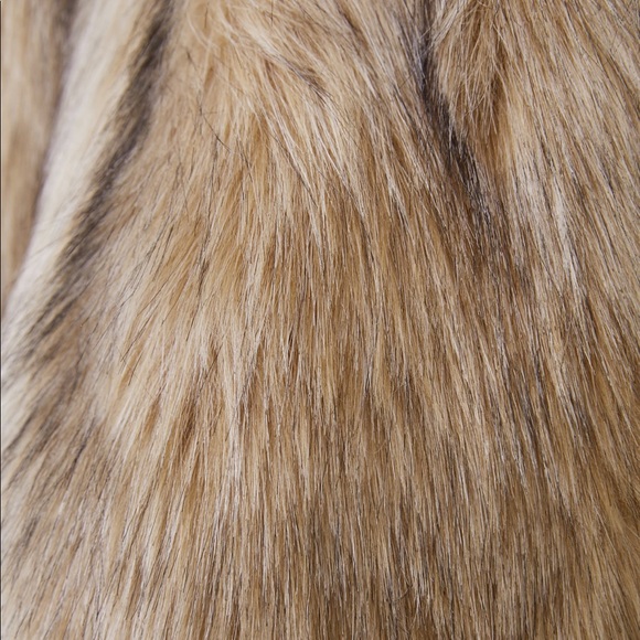 Zara faux fur jacket with matching faux fur boots - Picture 7 of 13